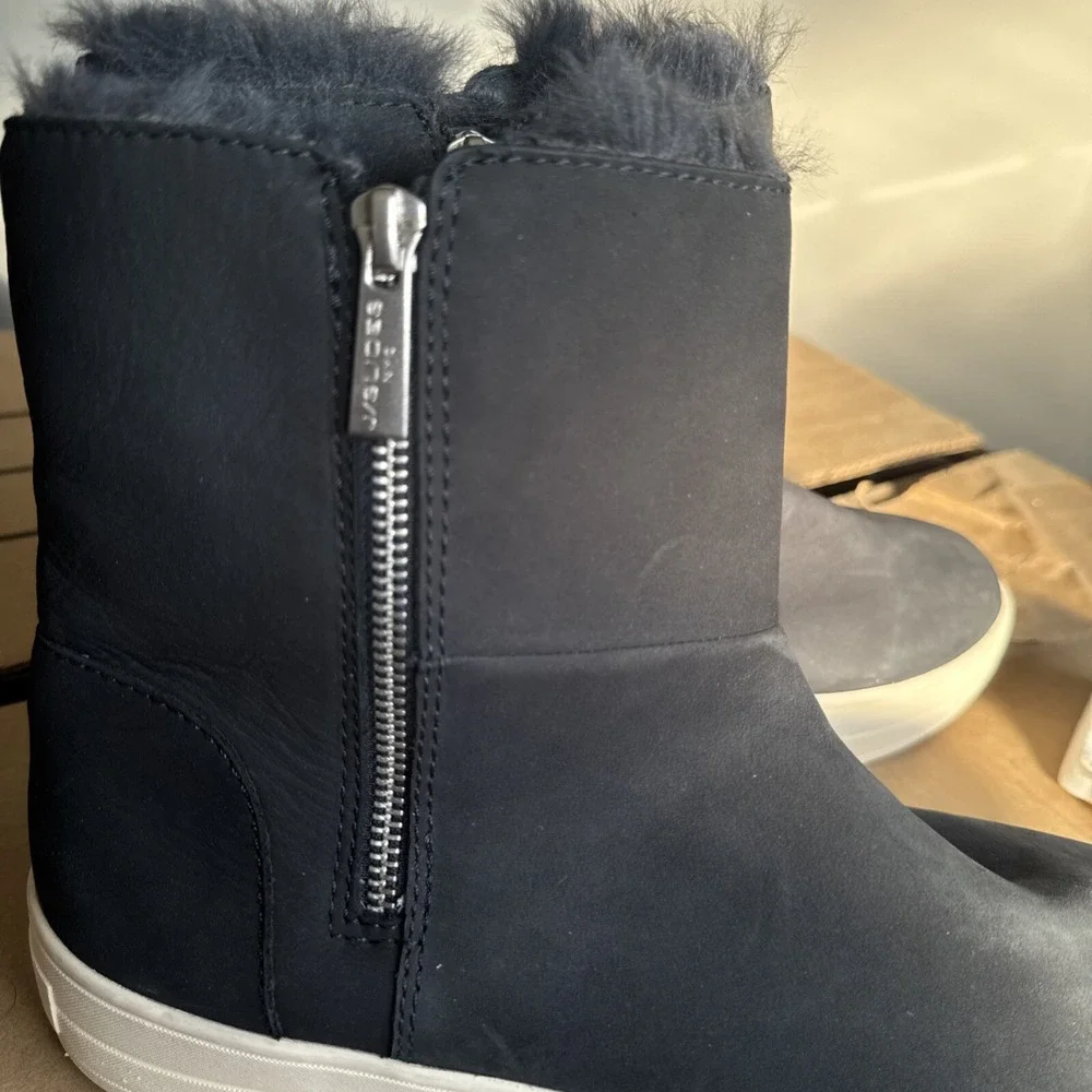 J/Slides NY Blue‎ Suede Side Zip High Top Sneakers Women's 9 Faux Fur Lined